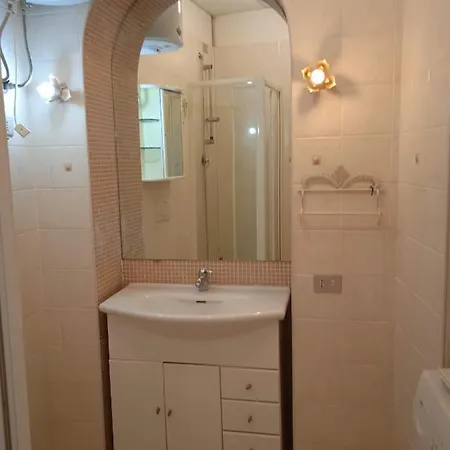 Casa Jacaranda アパート カリアリ